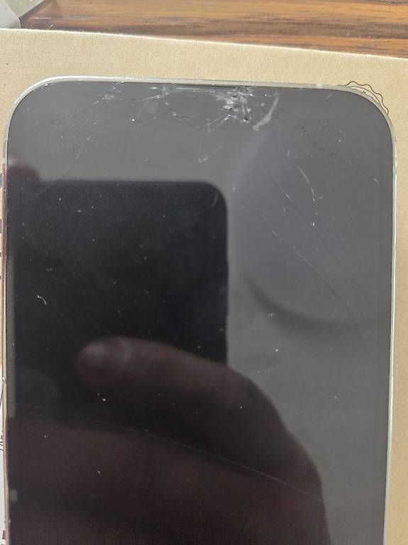 Telefoni cellulari / Smartphones: Iphone 13 pro 512Gb – Usato da Spreitenbach venduto da Brm4 3