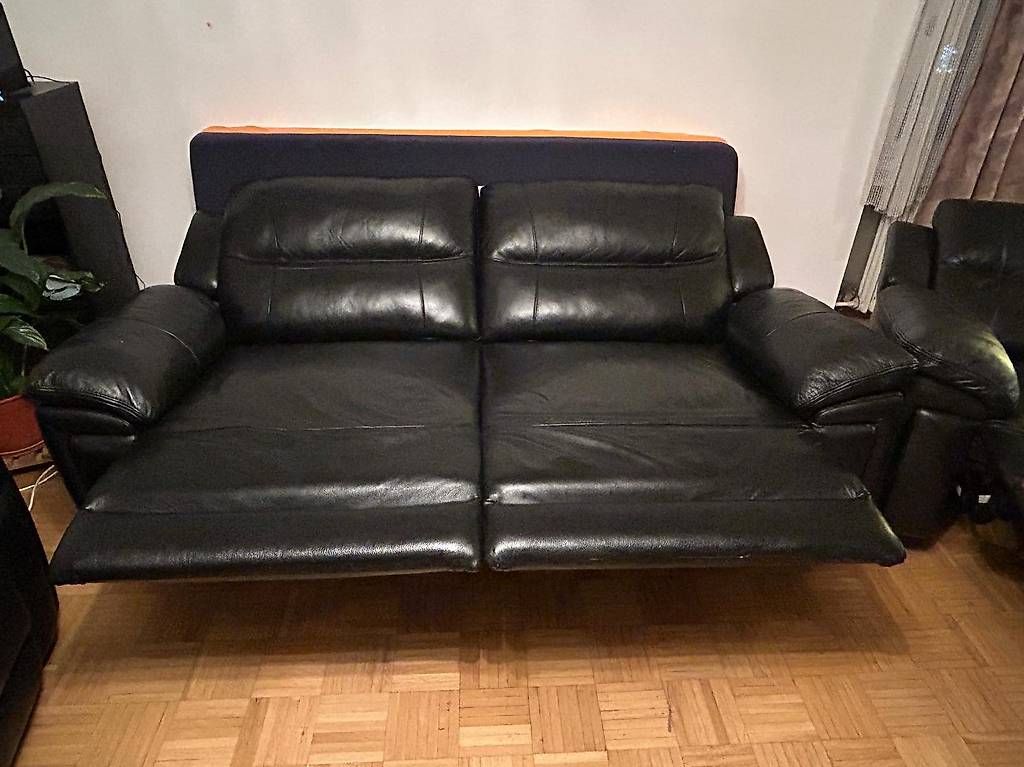 Sofas: Schwarze Ledersofa-Garnitur 3+2+1 mit Relaxfunktion – Gebraucht aus Möhlin von jas_rm68 2