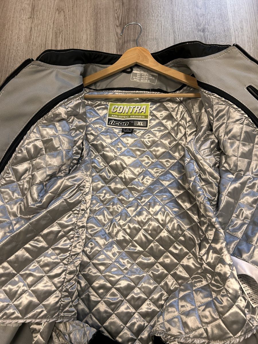 Icon Giacche: Blouson moto Icon Taille XL Neuf  Impeccable – Nuovo (secondo la descrizione) da Crissier venduto da AtelierDeuxSantos 2