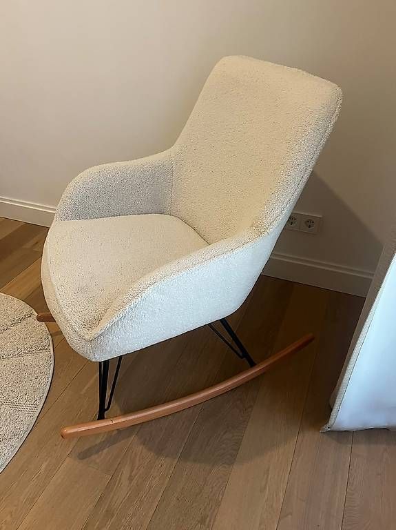 Fauteuils: Schaukelstuhl – D'occasion à Ennetbürgen par Jvek 1