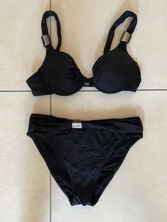 Bikini Palmers