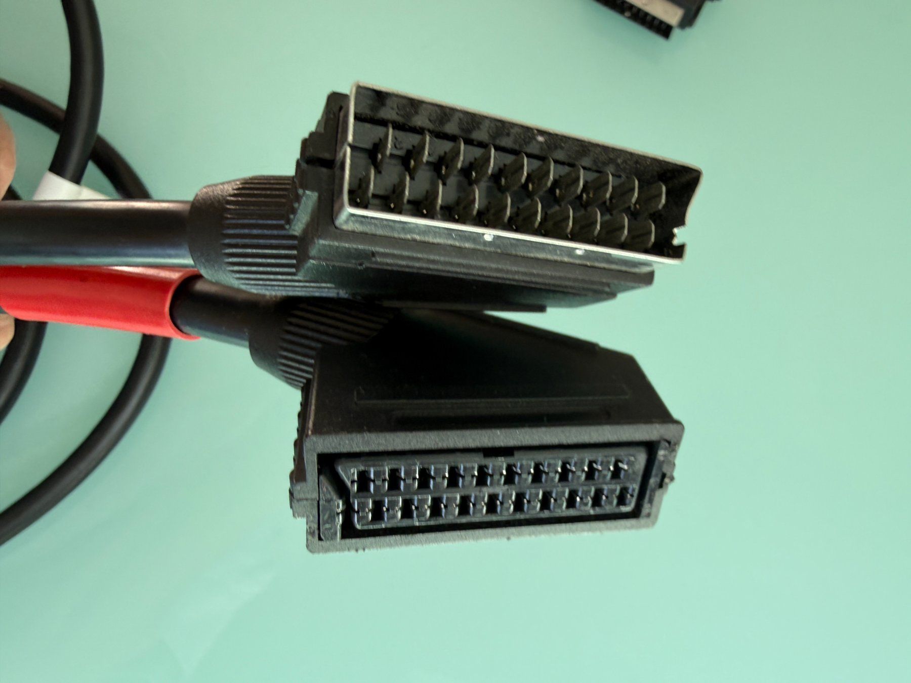 Cavi: SCART Kabel 290 cm mit mit Interface für Cinch – Usato da Aeugst am Albis venduto da gzhtox 1