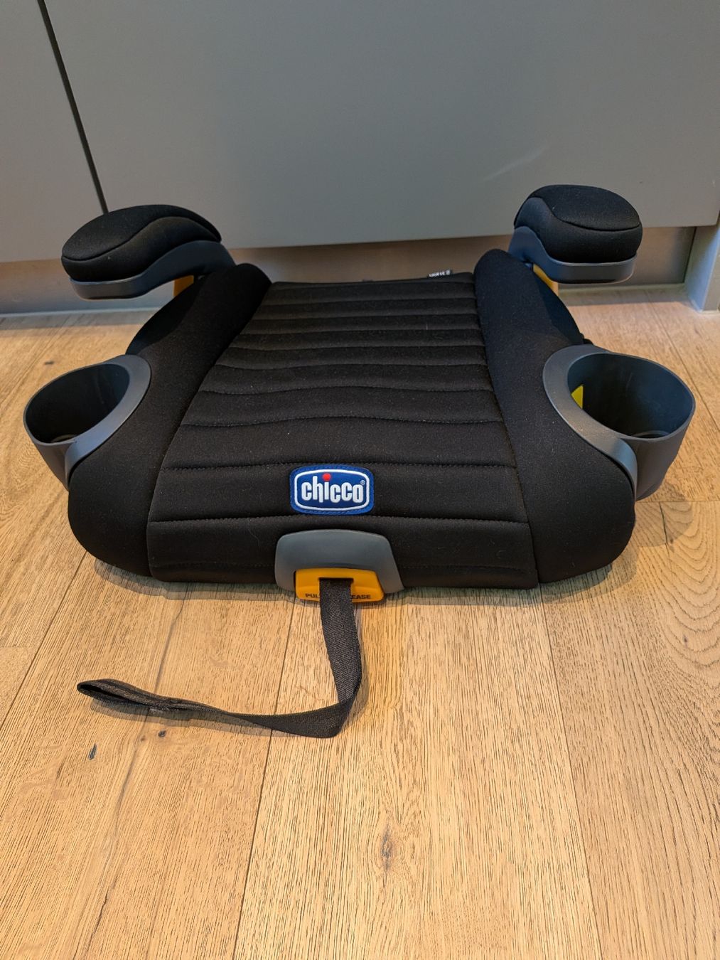 Chicco Seggiolini per auto: Chicco GoFit Kindersitz – Usato da Herrliberg venduto da BonjourLisa