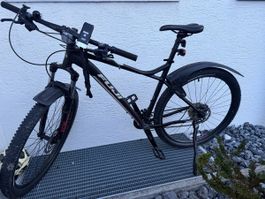 Mountainbike Fuji Nevada 2.0 LTD schwarz guter Zustand