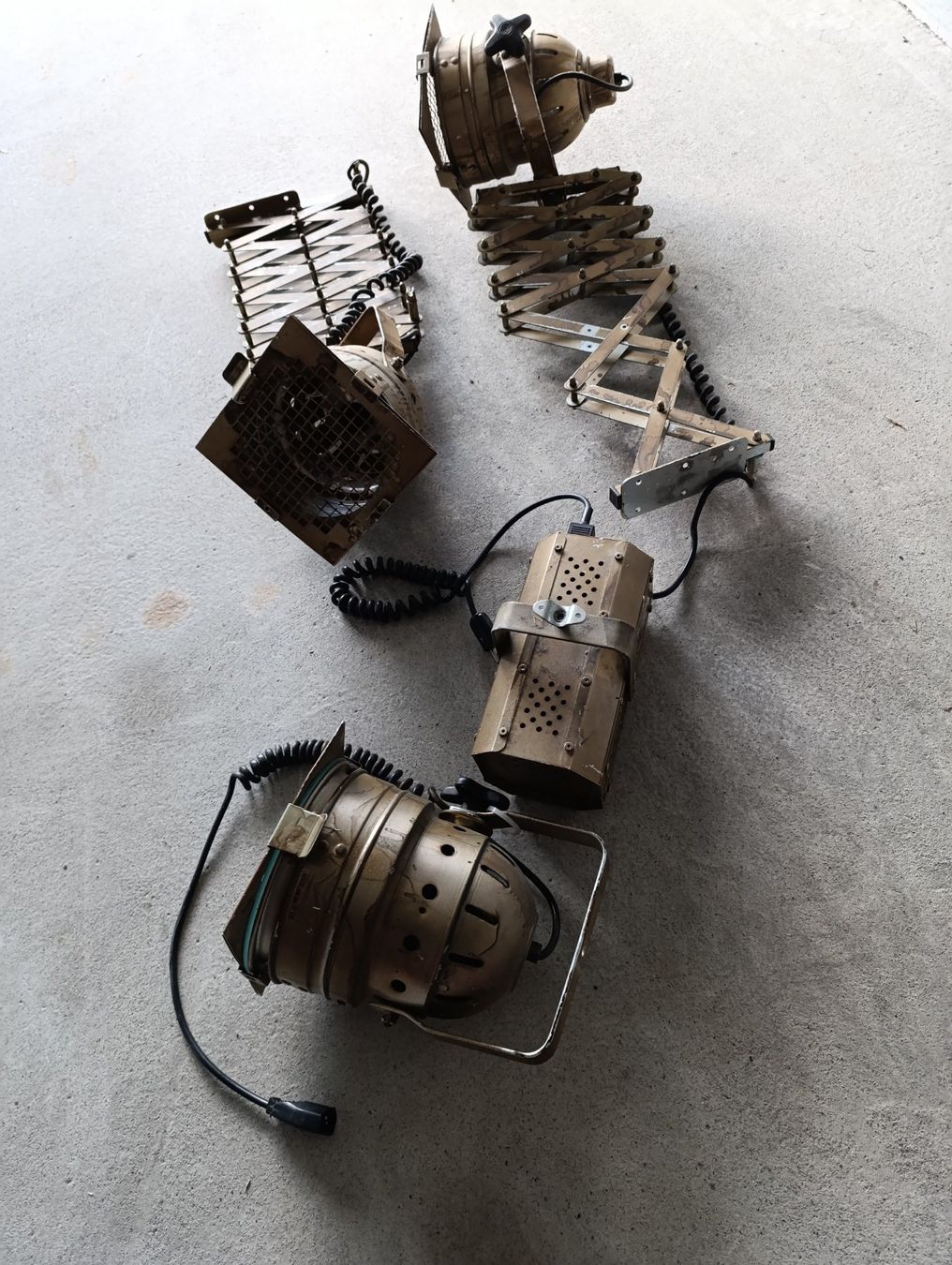 Lampade: Lampes - Projecteurs Vintage – Usato da Avry-sur-Matran venduto da dav_nm5p 6