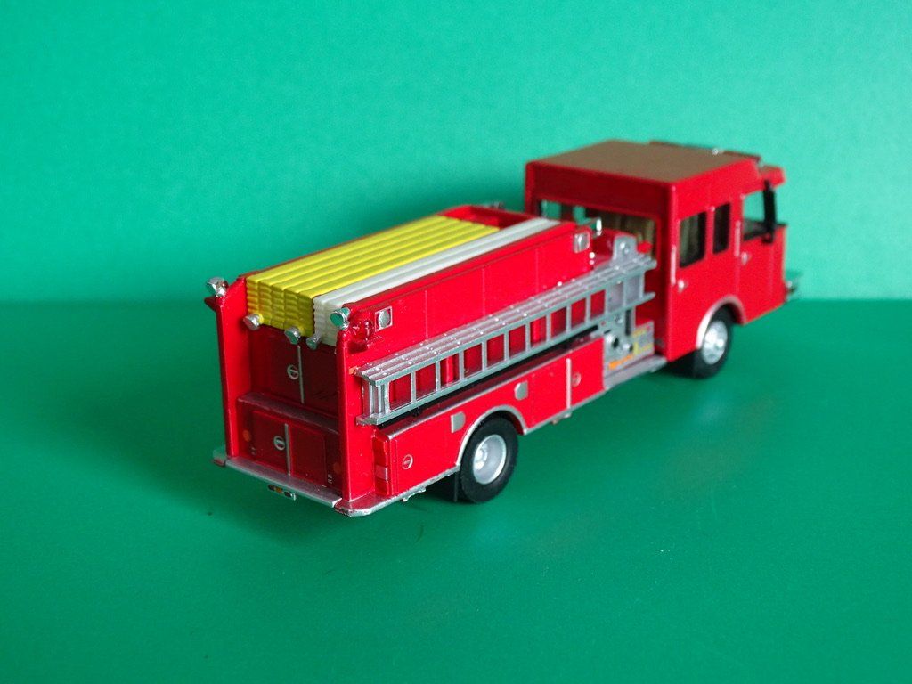 Modellautos: Spartan Gladiator S&S Custom Fire Engine von Boley 1/87 – Gebraucht aus Bretzwil von Meex 3
