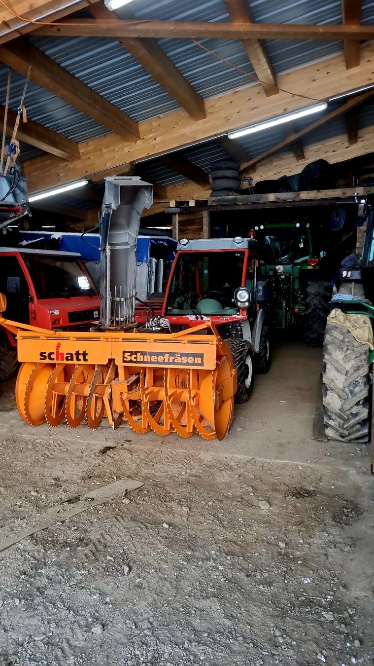 Schneeräumung: Schneefräse Schatt – Gebraucht aus Leukerbad von Noyer01
