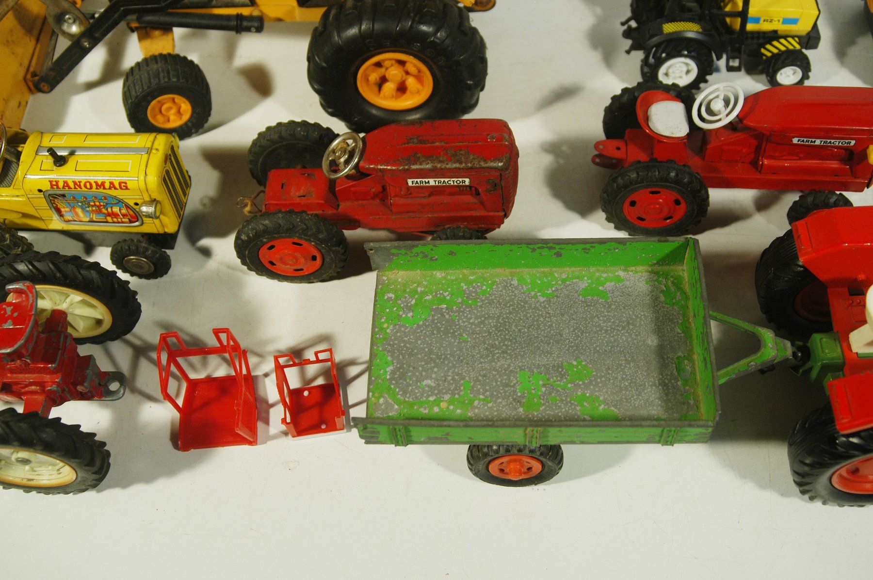Kit di modellismo & Modellini statici: Traktoren Diverse Modelle 8 Stück – Usato da Herisau venduto da Wisen 5