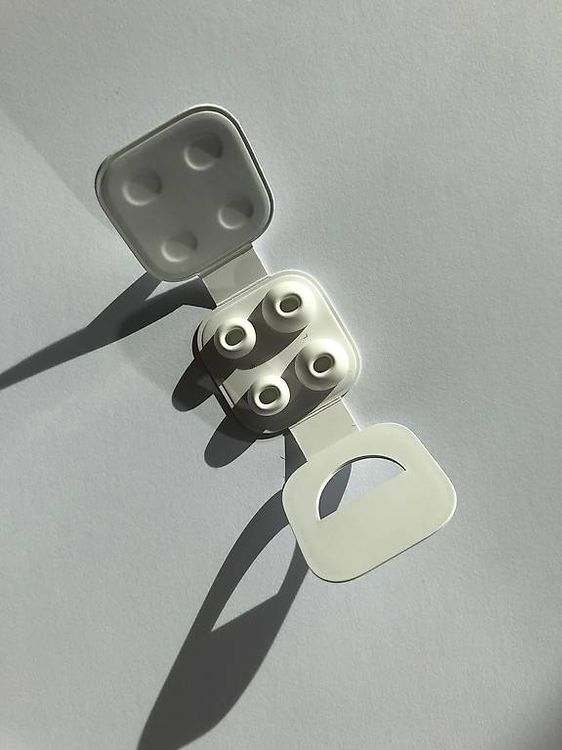 Kopfhörer: Apple AirPods Pro – Gebraucht aus Winterthur von Membran95 3