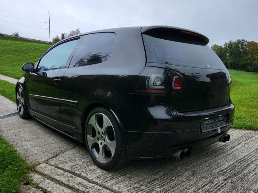 VW Autos: Golf 5 GTi – D'occasion à Bazenheid par -Nebelschleier- 3