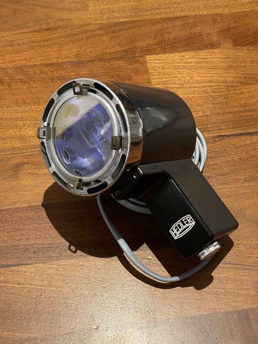 Lampen: Hedler Blitzleuchte / Videoleuchte 1000W – Gebraucht aus Jona von Sariksa