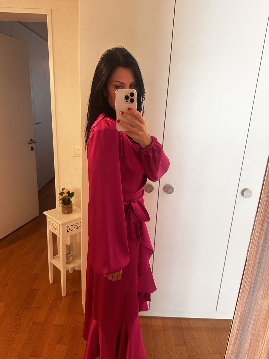 Robes: Wunderschönes Cocktailkleid von Milly ca Gr. 36-38 – D'occasion à Kriens par Pilatu