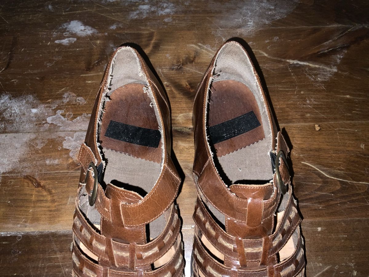 Scarpe da donna: Schnöne Sandalen aus Leder – Usato da Gipf-Oberfrick venduto da ghe_5h7g 1
