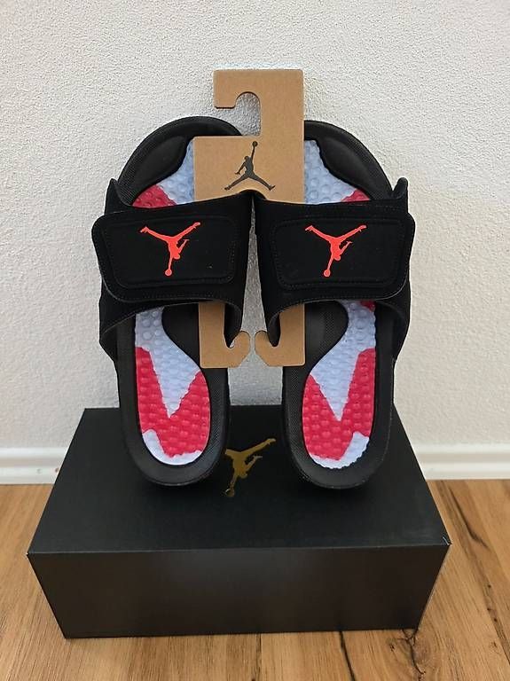 Jordan Scarpe da uomo: Jordan Hydro VI Slides Grösse 44 – Nuovo e nell'imballaggio originale da Oberbüren venduto da UC1987