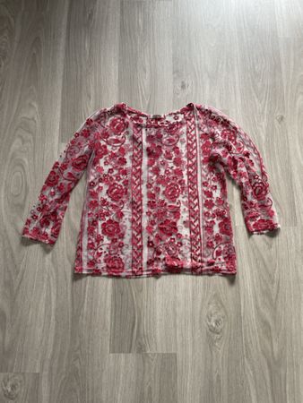 Rotes Bluschen mit Blumenmuster, Grösse M, Top Zustand!