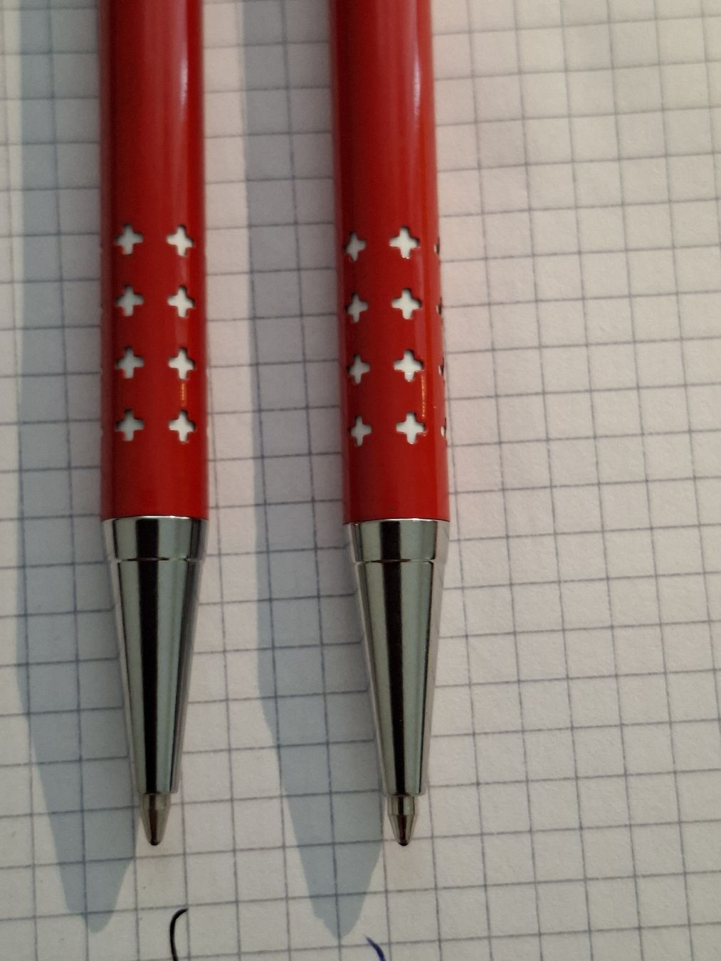 Penna & Evidenziatori: 2 Kugelschreiber rot.  – Nuovo (secondo la descrizione) da Uster venduto da mak_mw2n 1