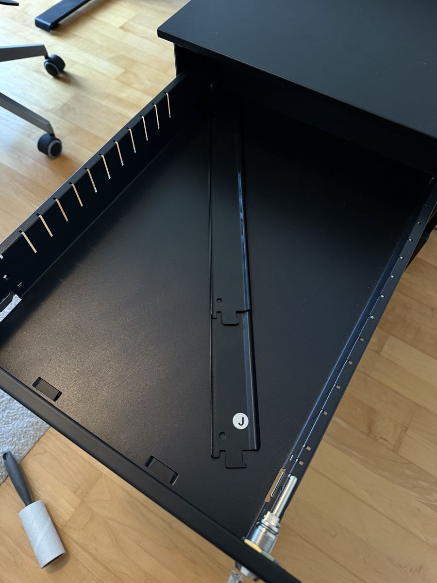 Eléments de bureau: Rollcontainer/Aktenschrank – D'occasion à Bülach par Epicst0re 3