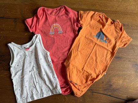 Baby‑Bodys Grösse 92 – 3‑teiliges Set