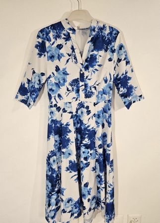 Blaues Blumenkleid, Gr. M, sehr süss!