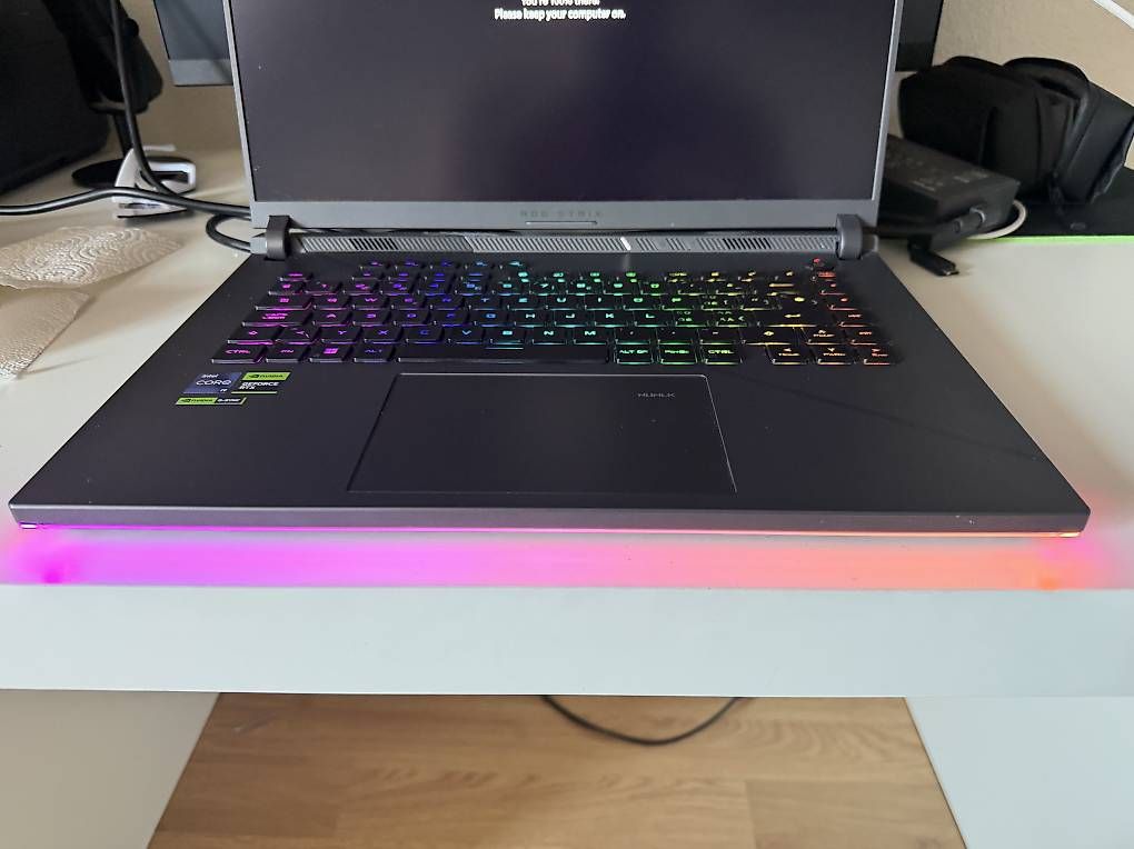 Asus Portables: ASUS ROG Strix G16  RTX 4080 – D'occasion à Wangen an der Aare par dus_nnf8