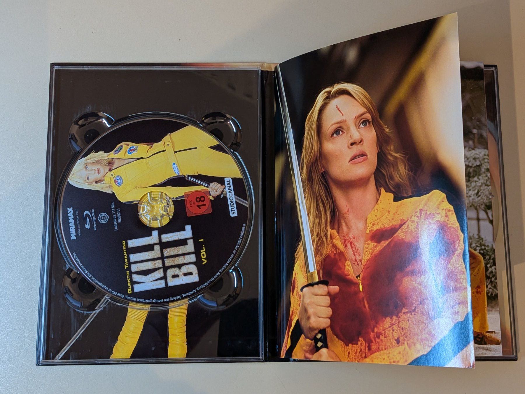 Tous les DVDs: Kill Bill Vol.1&2 Mediabook [2 Blu-rays] – D'occasion à Port par gecotom 3