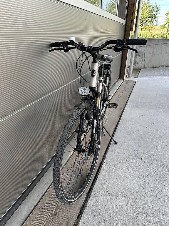 Velos: Trek Navigator X500 Damenfahrrad – Gebraucht aus Urswil von Mari-Jane 1