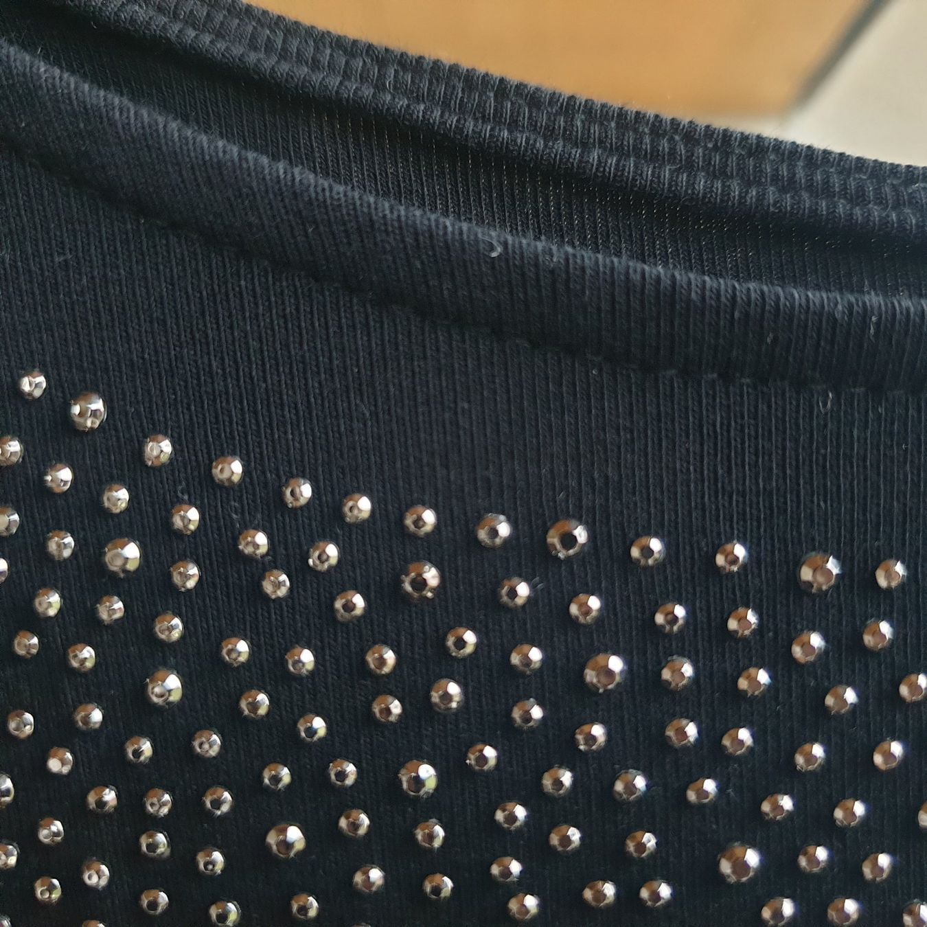 Maglioni & Felpe: 🐸 COLD SHOULDER PULLOVER / TOP L MIT METALLSTEINCHEN – Nuovo (secondo la descrizione) da Môtier (Vully) venduto da Frogs 5