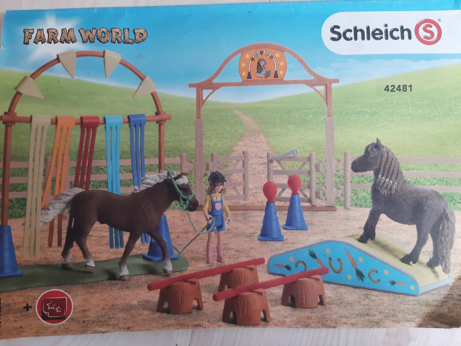 Schleich Giocattoli: Schleich Farm World 42481 Agility Training Set – Usato da Sissach venduto da DieNetteDame