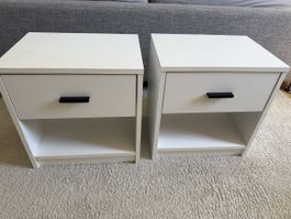 2x Nachttisch weiss mit Schublade