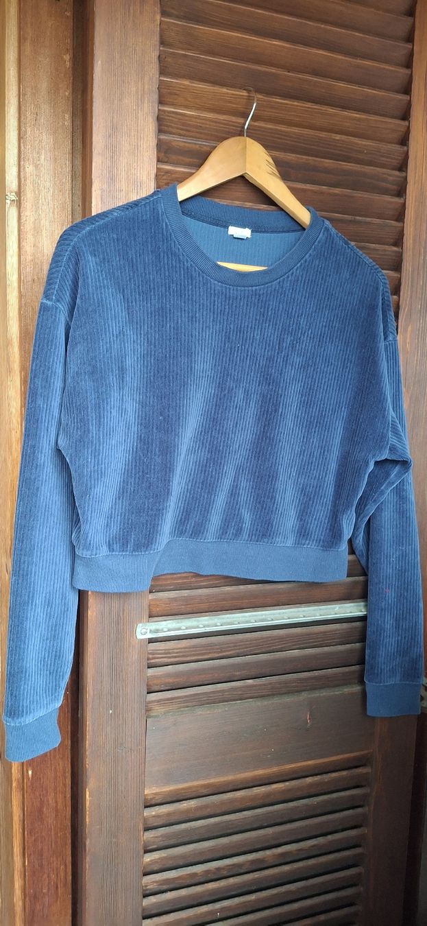 Maglioni & Felpe: OVS Grob-Cord Pullover Gr M Dunkelblau – Usato da Brienz BE venduto da mondchatz1