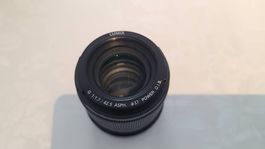 Panasonic Lumix 42.5mm, f1.7 / MFT / O.I.S.