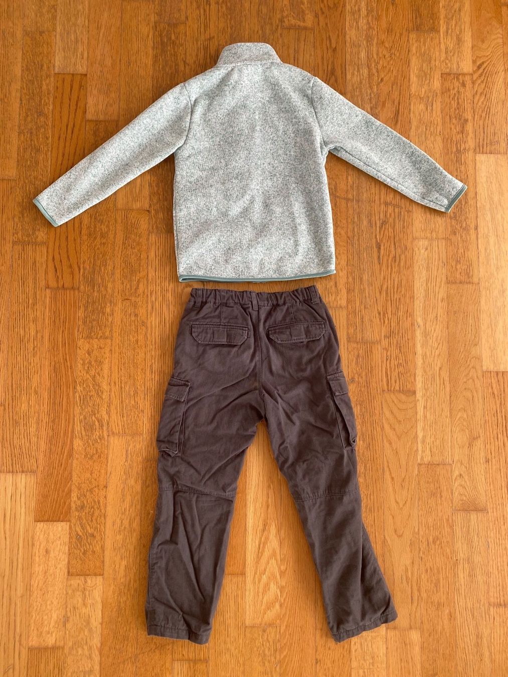 Pantaloni: Kids Pullover + Cargohose mit verstellbare Taille, Gr.116 – Usato da Wädenswil venduto da PeterWaedi 1