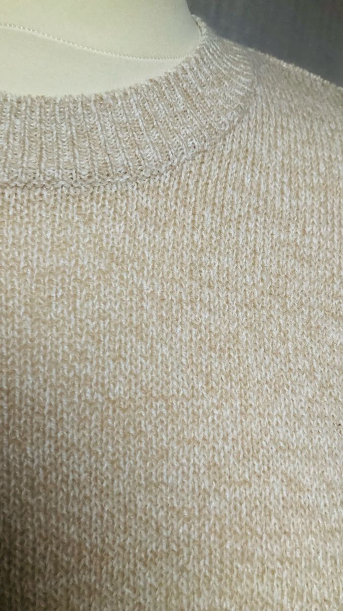 H&M Pullover & Sweatshirts: H&M Pullover – Gebraucht aus Läufelfingen von petit-nicola 1