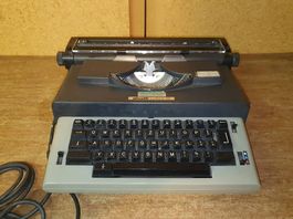 Macchina da Scrivere Olivetti Lettera 38
