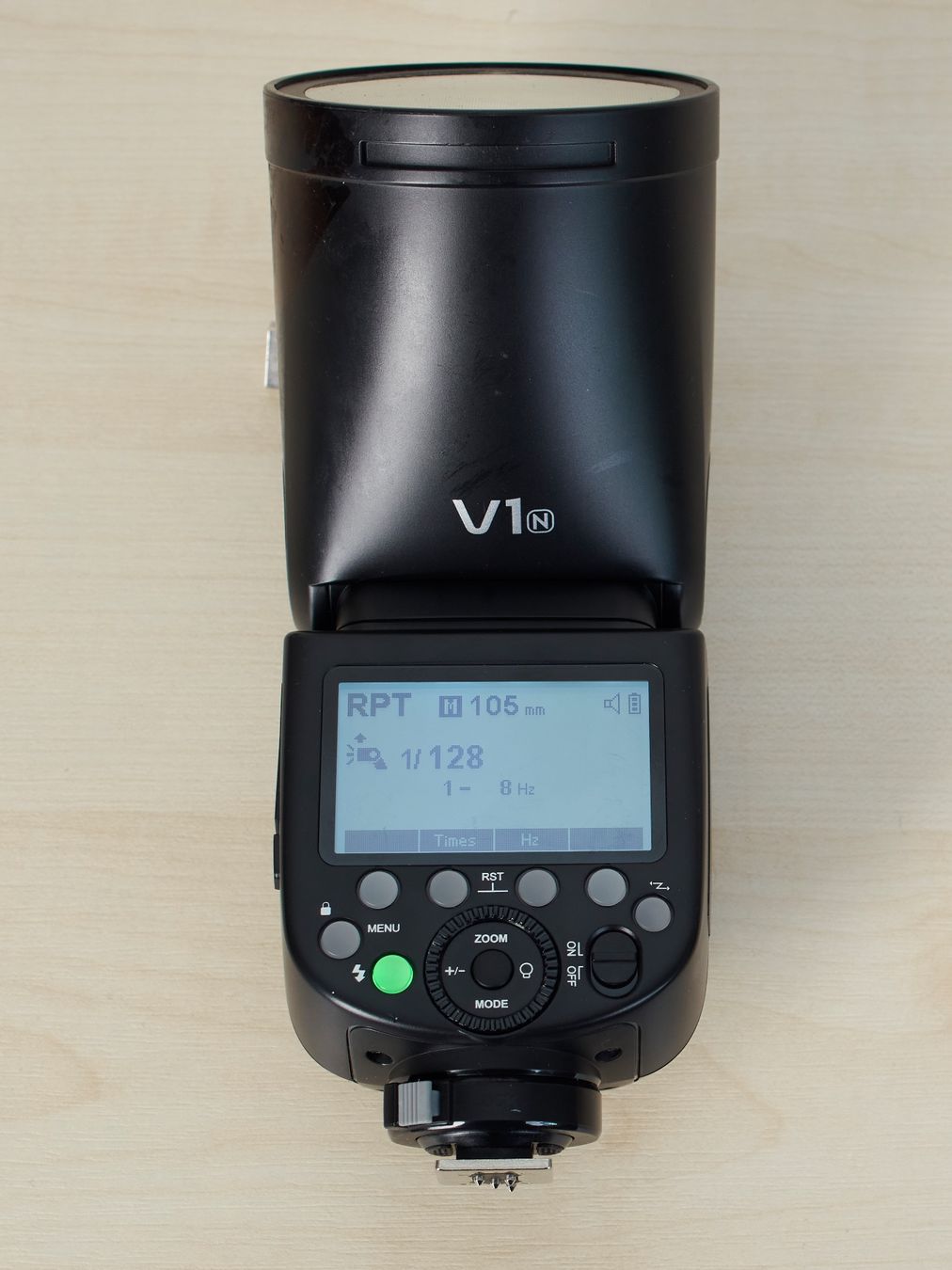 Godox Flash: Godox V1 N Blitz Flash Blitzlicht Studiolicht NIKON – Usato da Zürich venduto da moritz95 1