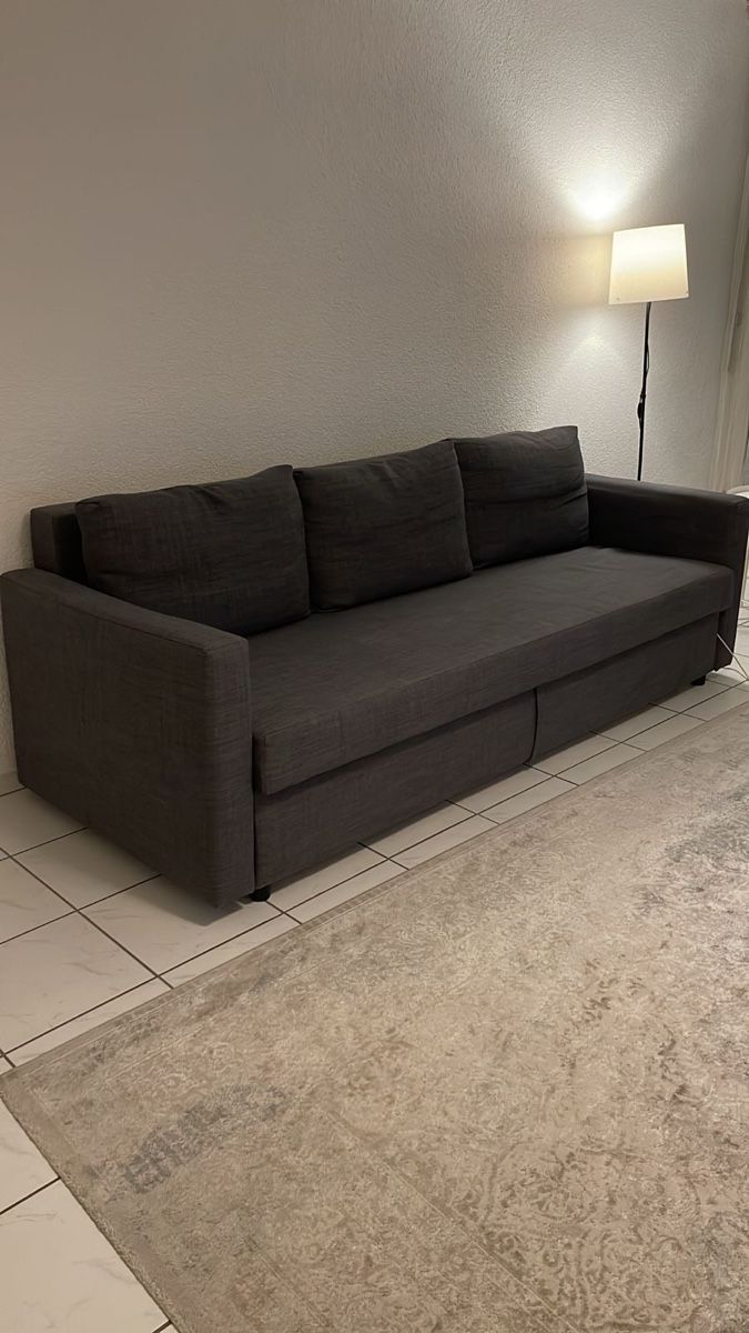 Ikea Sofas: Sofa IKEA Friheten – D'occasion à Oftringen par ana_x75c