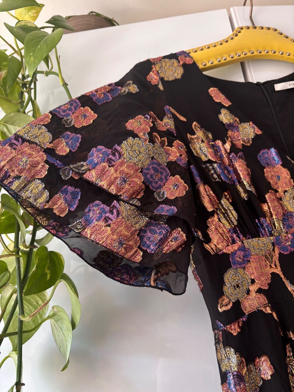 Vestiti: UTERQUE Seidenkleid mit Glitzi Gr. S – Usato da Zürich venduto da missmodernage 2