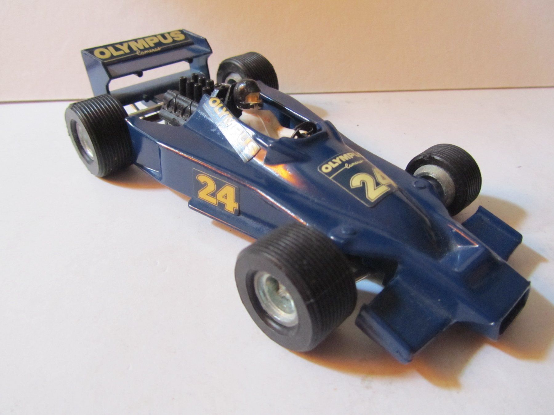 Dinky Toys Modellini d'auto: Hesketh 308 E Racing Car, Dinky Toys – Usato da Weiningen ZH venduto da dietsch57 1