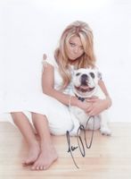 Original Autogramm von TARA REID auf Großfoto