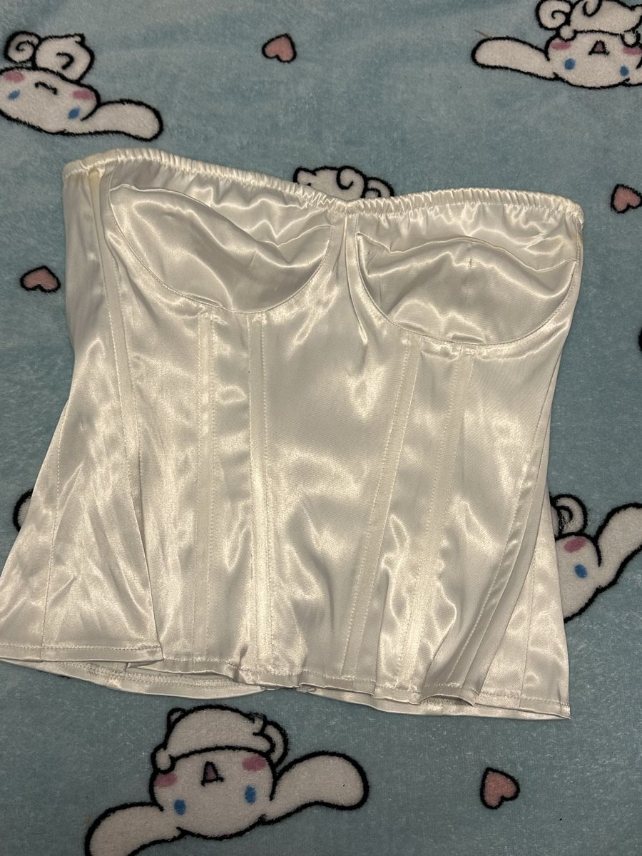 Top: White Corset Top - Size S - Y2K – Usato da Zofingen venduto da cva_w7vn