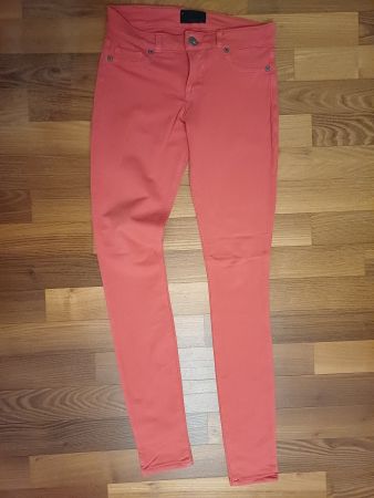 Jeggins S