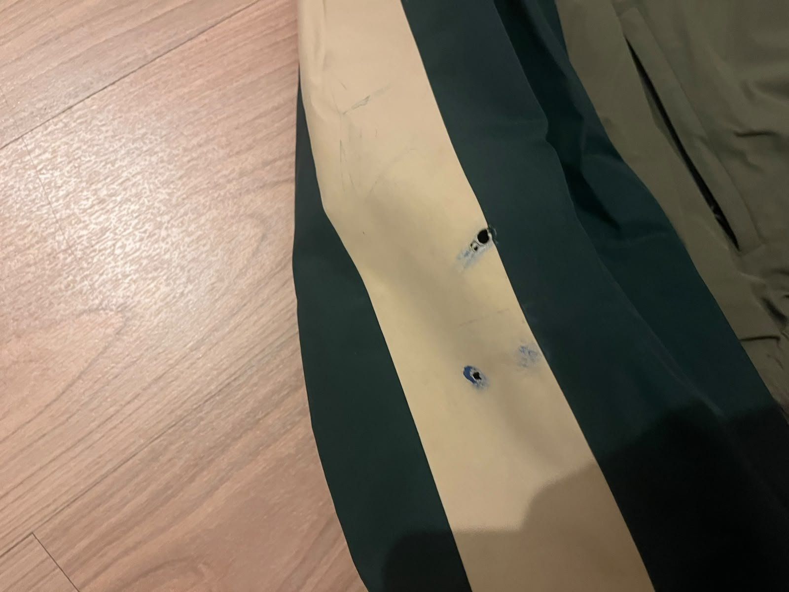 Volcom Jacken: Volcom Snowboard Jacke – Gebraucht aus Seewis-Schmitten von GMM96 1