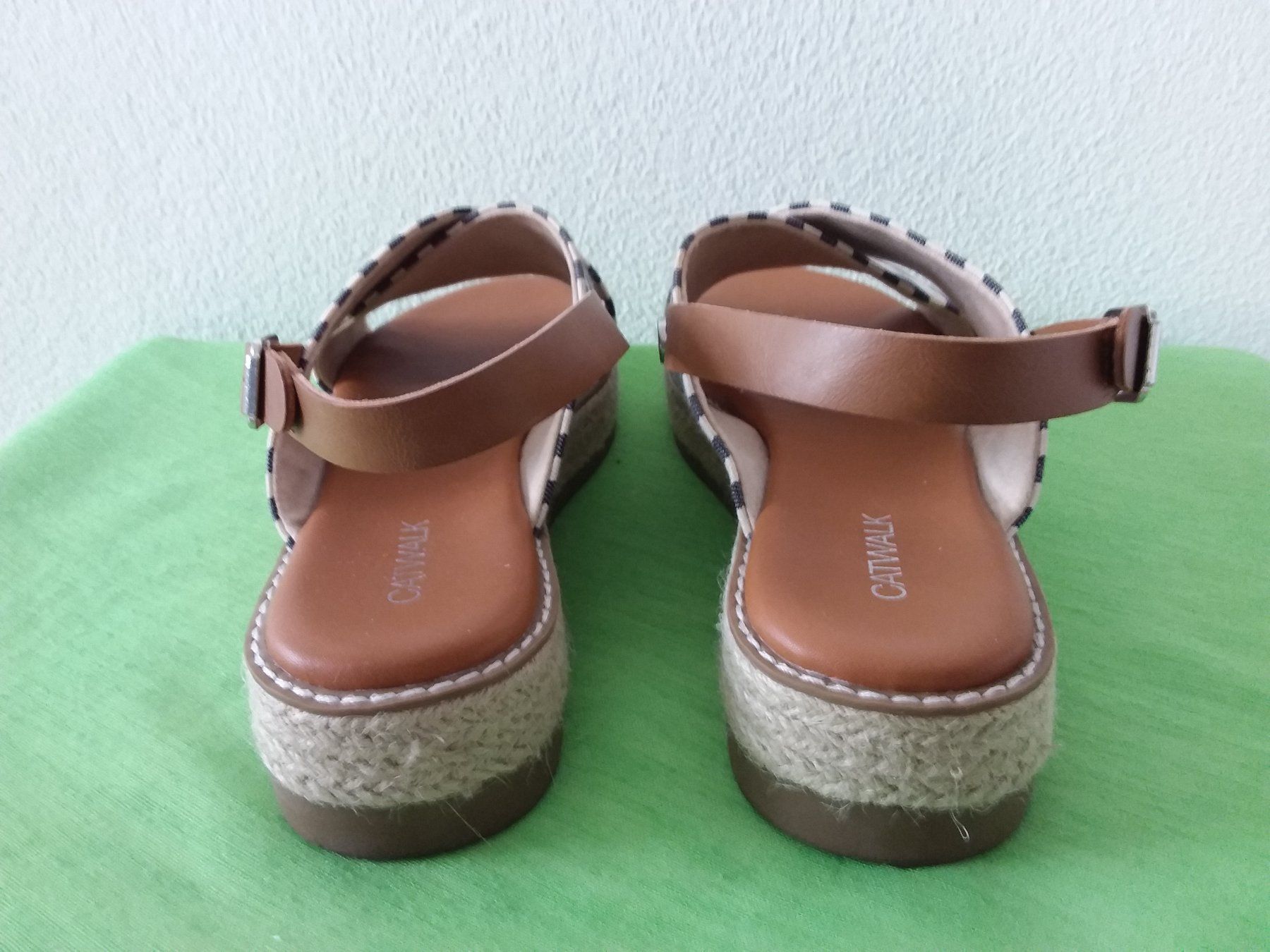 Scarpe da donna: CATWALK Sandalen Gr 40 / NEU – Nuovo e nell'imballaggio originale da Uitikon Waldegg venduto da Risibisi7 3