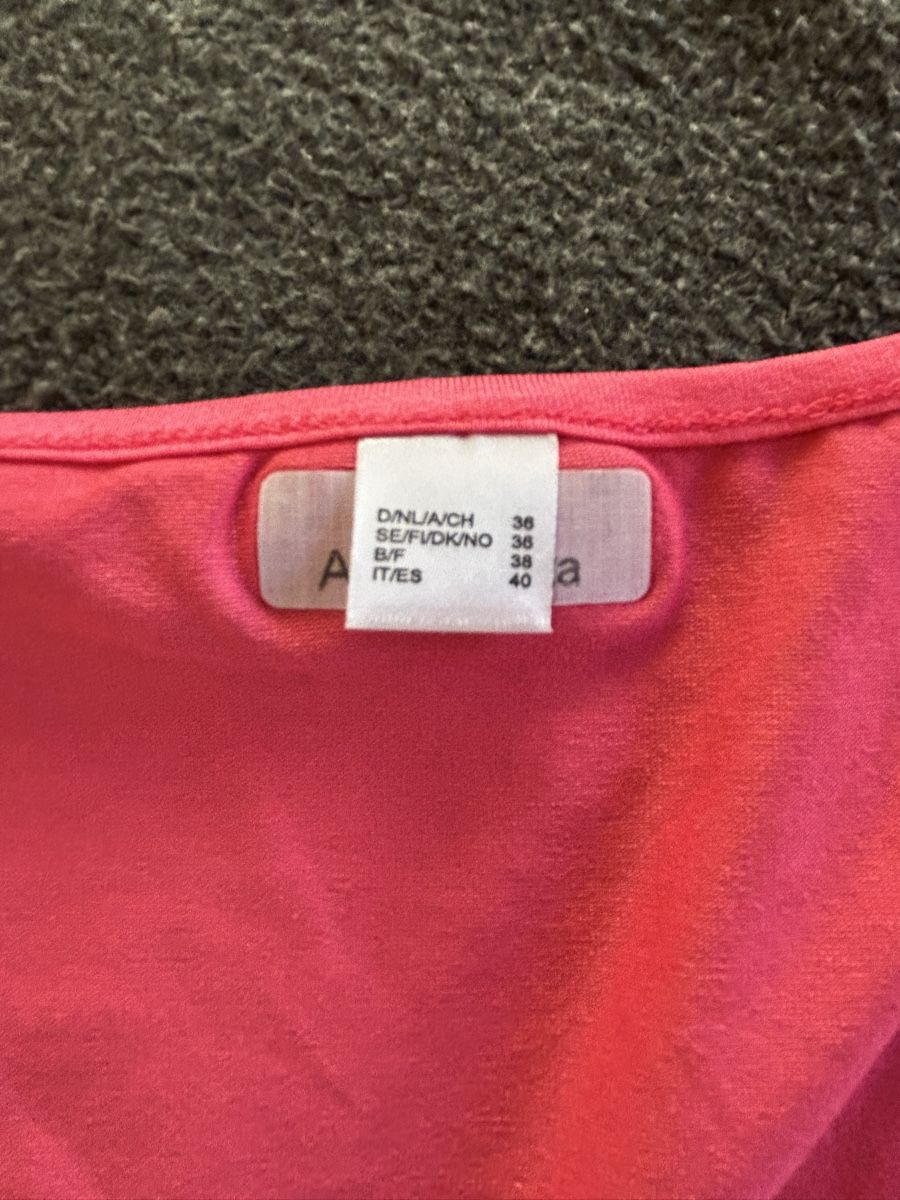 T-shirt: T-Shirt Grösse 36 – Usato da Lengnau AG venduto da Mefari 3