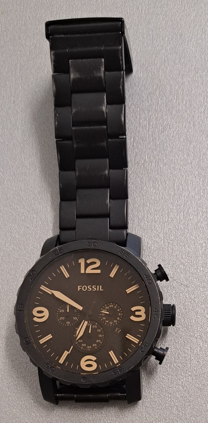 Fossil Orologi: Fossil Herren-Chronograph in Schwarz mit großem Gehäuse. – Usato da Biel/Bienne venduto da Sasha4u 4