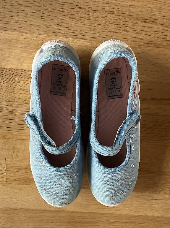 Chaussures garçon: Superfit Finken Grösse 30 – D'occasion à Hersiwil par Sheila1986