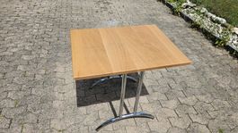 Tisch mit Massivholzplatte 80x60x72cm (LxBxH) guter Zustand