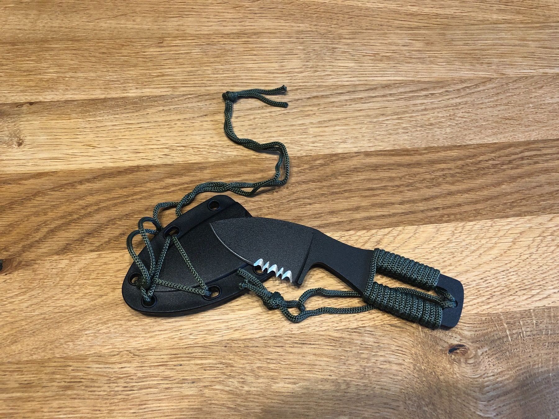 Coltellini militari: Neck Knife – Nuovo (secondo la descrizione) da Goldingen venduto da Thomas.Perrin