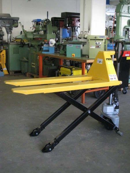 Gabelstapler & Hubwagen: Scherenhubwagen Tragkraft 1000 kg – Neu (gemäss Beschreibung) aus Aarwangen von fsa-maschinen 1
