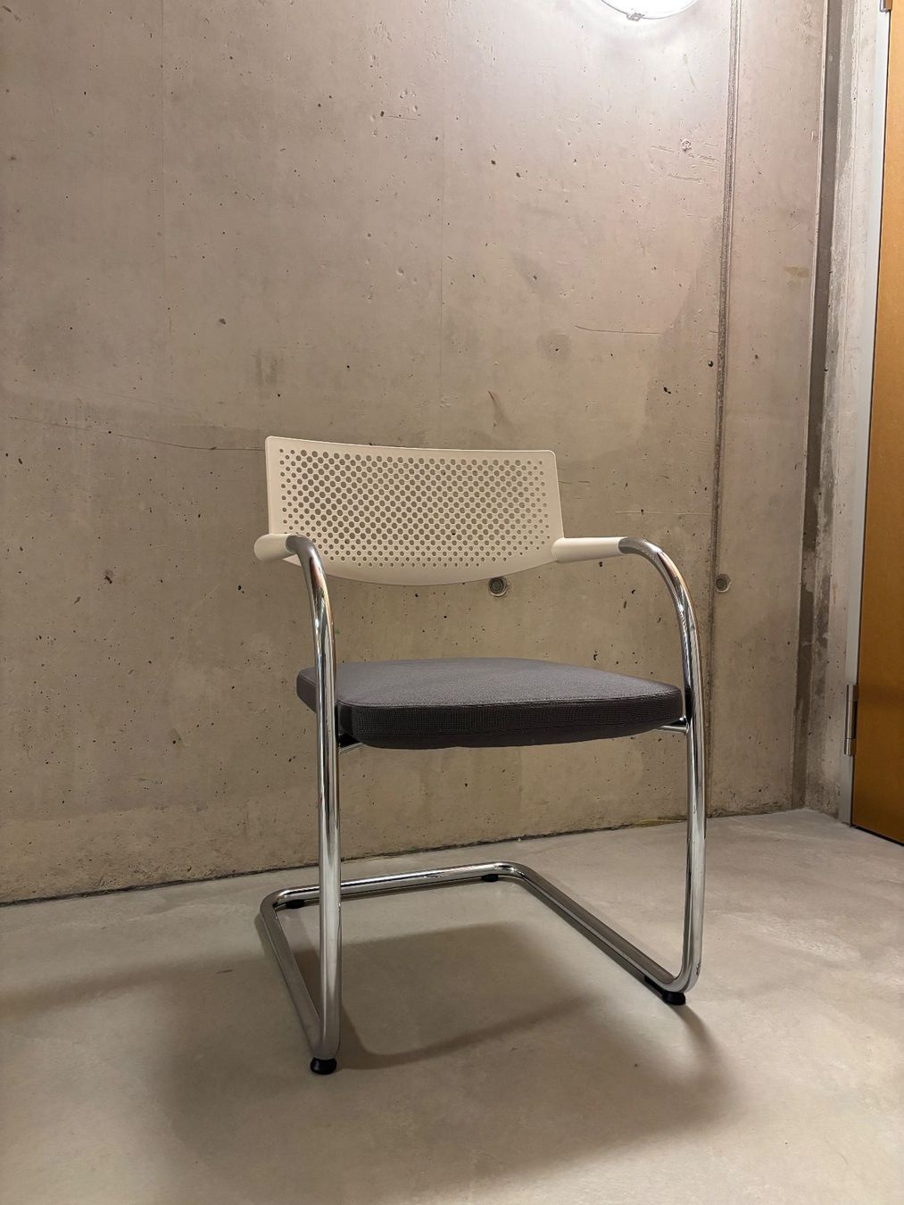 Vitra Chaises: Vitra Visavis Stuhl – D'occasion à Horgen par cgf95